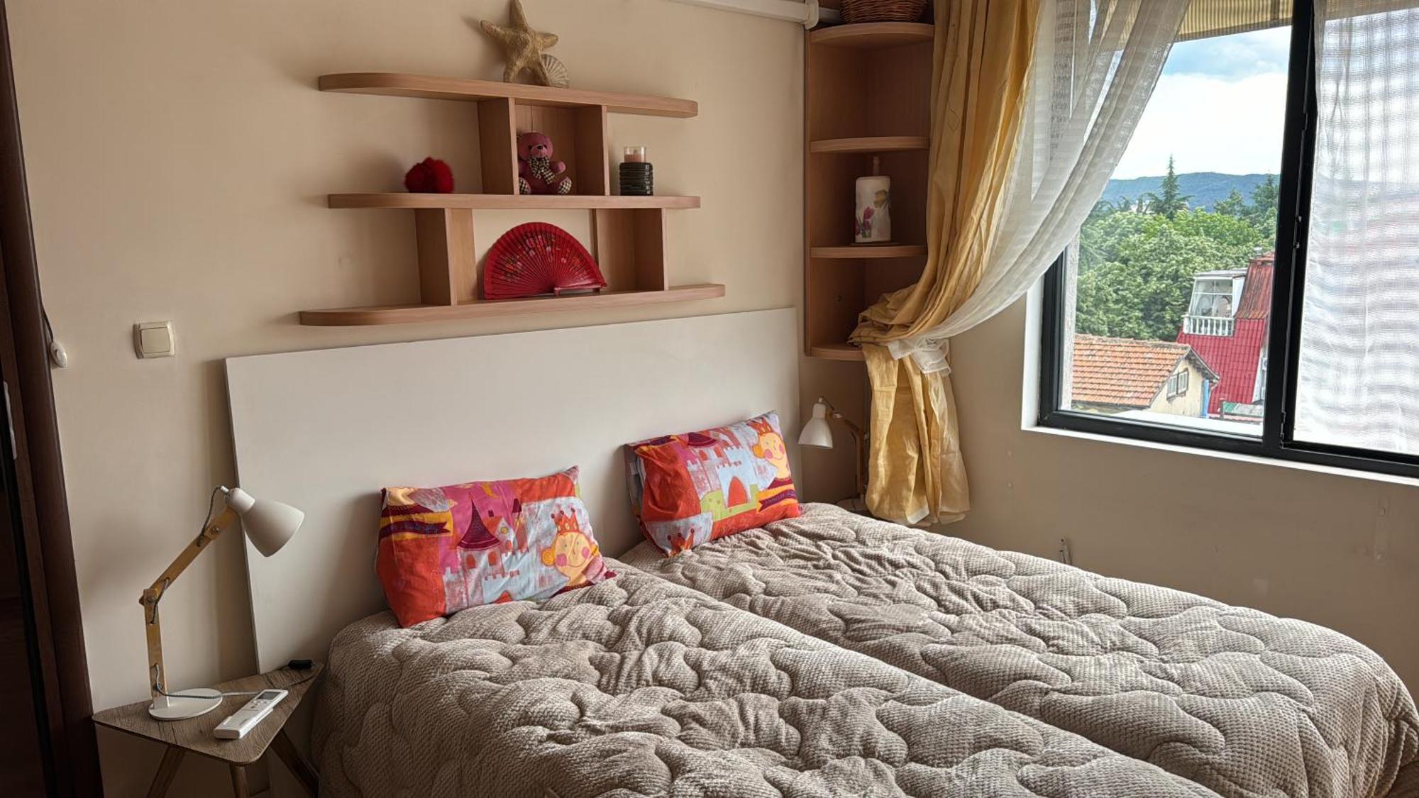 Downtown Central Apartment With Working Kitchen, City Views & Free Parking Kazanlak Exterior photo