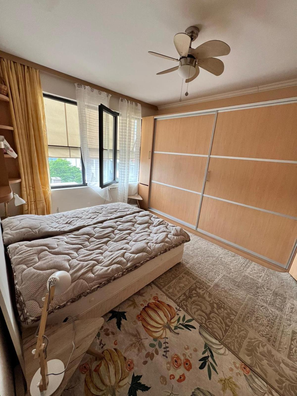 Downtown Central Apartment With Working Kitchen, City Views & Free Parking Kazanlak Exterior photo