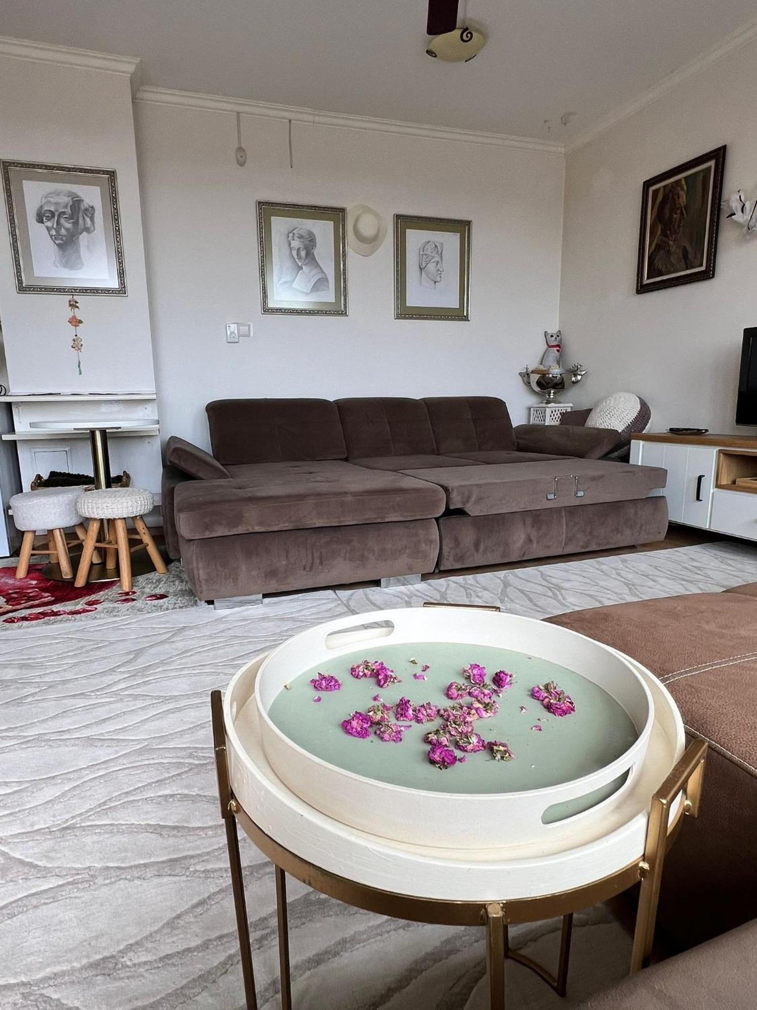 Downtown Central Apartment With Working Kitchen, City Views & Free Parking Kazanlak Exterior photo
