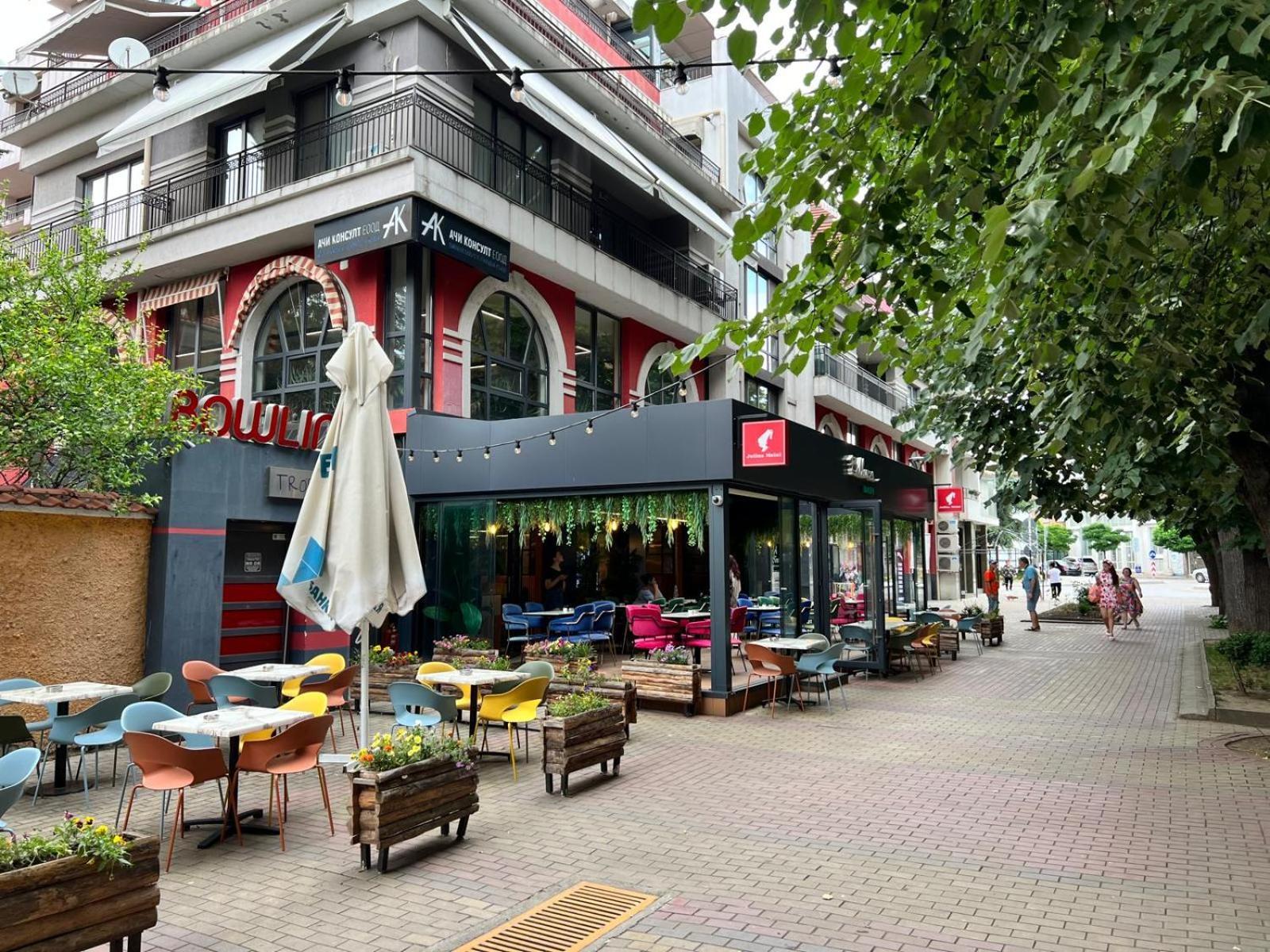 Downtown Central Apartment With Working Kitchen, City Views & Free Parking Kazanlak Exterior photo